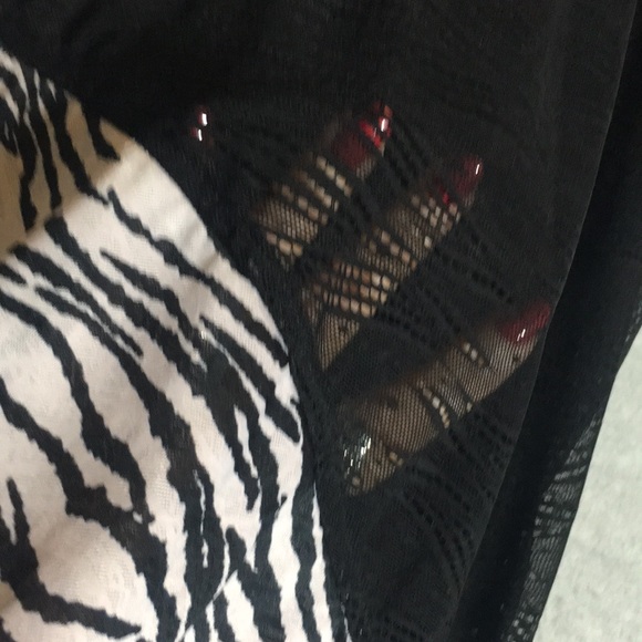 CHICO’S TRAVELERS Animal Print & Lace Versatile Extra Long Line Tunic Top - Picture 9 of 16